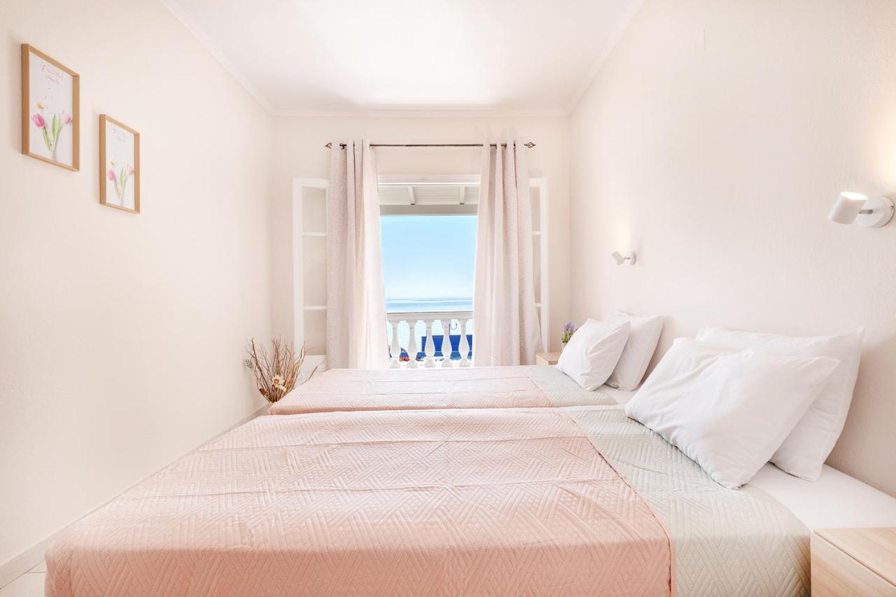 Albatross Apartments By Konnect, Ipsos Corfu Екстер'єр фото